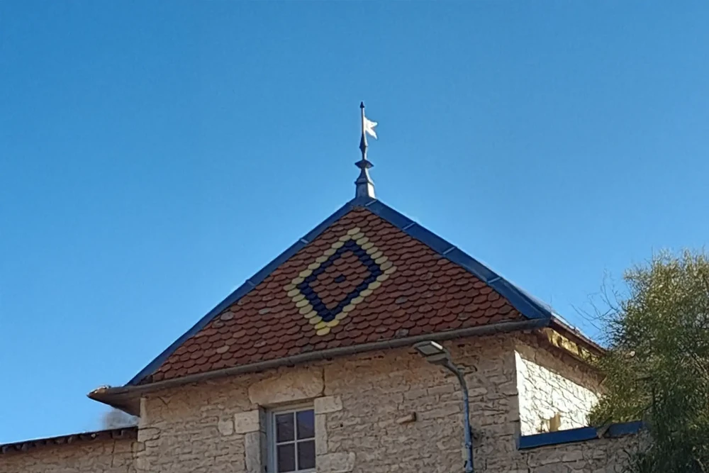 Chantier de construction résidentiel avec maisons individuelles en cours d'édification